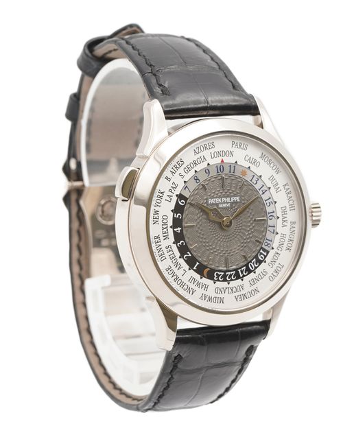 Patek Philippe World Time 5230G-001 Image 2